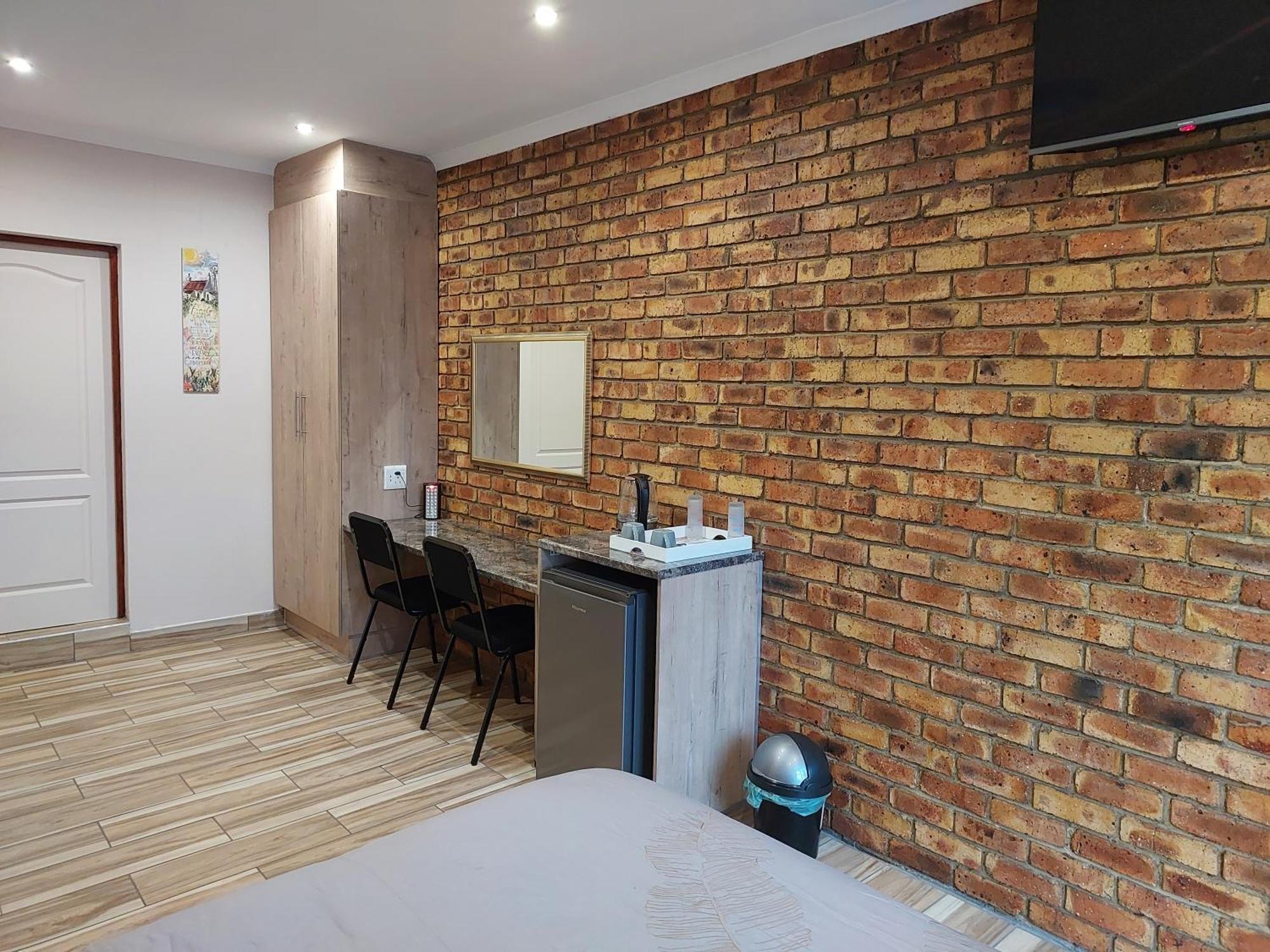 Twins Guest House Astoni Vanderbijlpark Zimmer foto