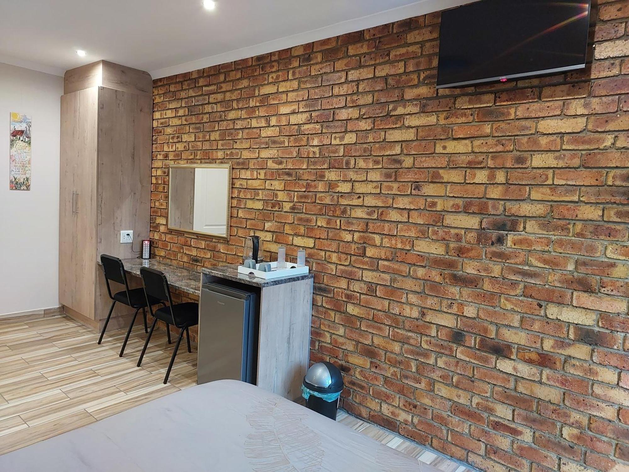 Twins Guest House Astoni Vanderbijlpark Zimmer foto